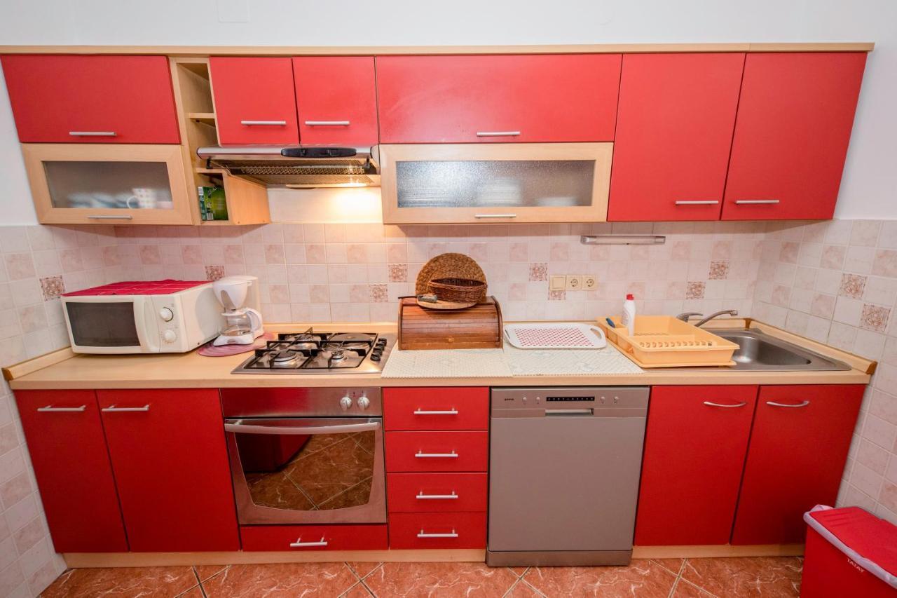 Appartement Kuca Leonora à Banjol Extérieur photo