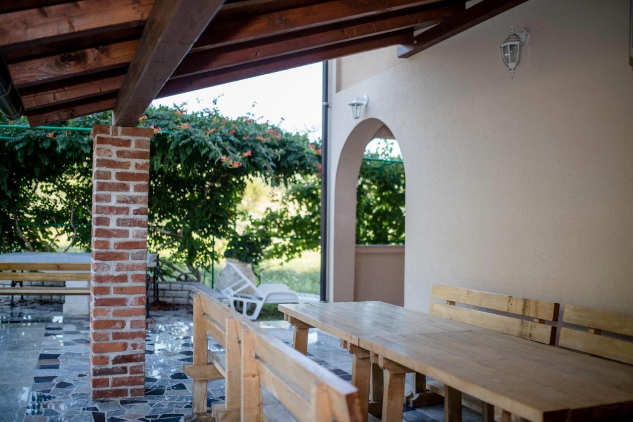 Appartement Kuca Leonora à Banjol Extérieur photo