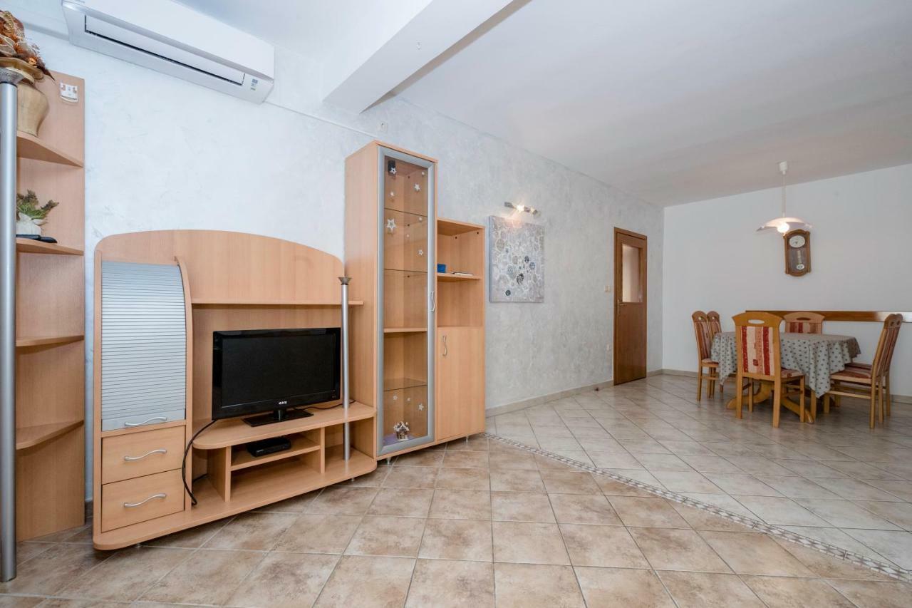 Appartement Kuca Leonora à Banjol Extérieur photo