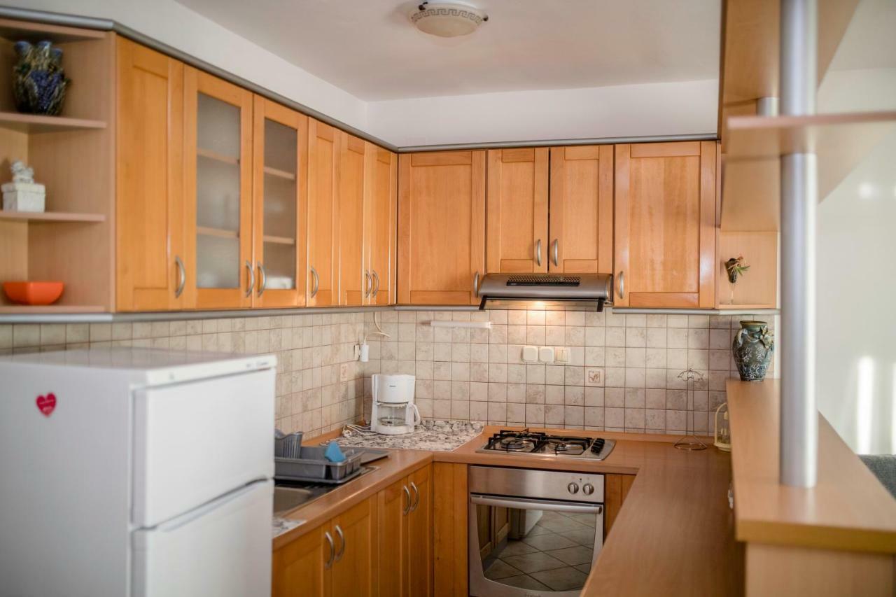 Appartement Kuca Leonora à Banjol Extérieur photo